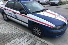 Carro da PSP de Almada sem inspeção e mais de 15 anos