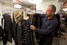 O designer de moda luso-canadiano Luis Cerqueira