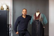 O designer de moda luso-canadiano Luis Cerqueira
