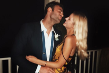 Alex Pall com a namorada