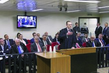 Os três juízes do tribunal de recurso de Porto Alegre foram unânimes na condenação de Lula