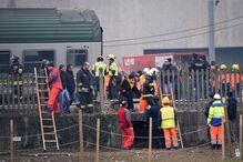 Descarrilamento de comboio faz três mortos em Milão