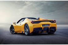 Empregado de hotel deu chaves de um Ferrari ao cliente errado