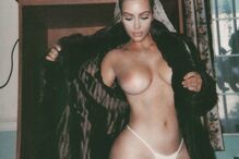 Kim Kardashian partilhou fotos ousadas