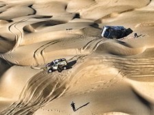 Carlos Sousa atascado nas dunas no Dakar de 2018