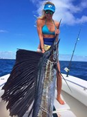 Emily Riemer tem 23 anos e é modelo e pescadora de alta competição