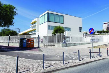 Encarregados de educação da Escola Básica do Parque das Nações pedem intervenção das entidades responsáveis