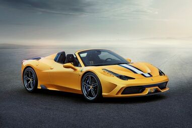 Empregado de hotel deu chaves de um Ferrari ao cliente errado