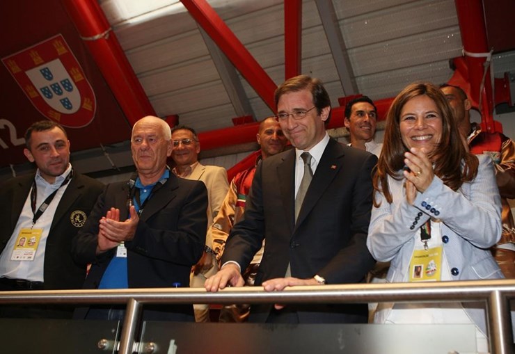 Ana Vital melo, amiga de Passos Coelho, na inauguração do pavilhão do Benfica, em 2013, com o então primeiro-ministro