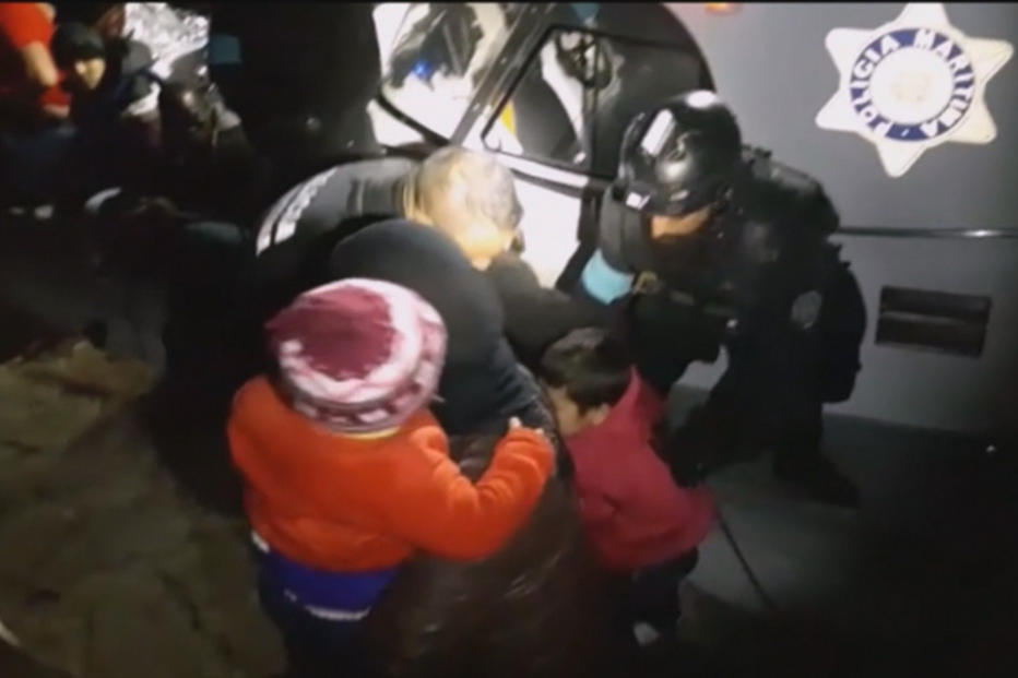 Polícia Marítima em missão de resgate na Grécia