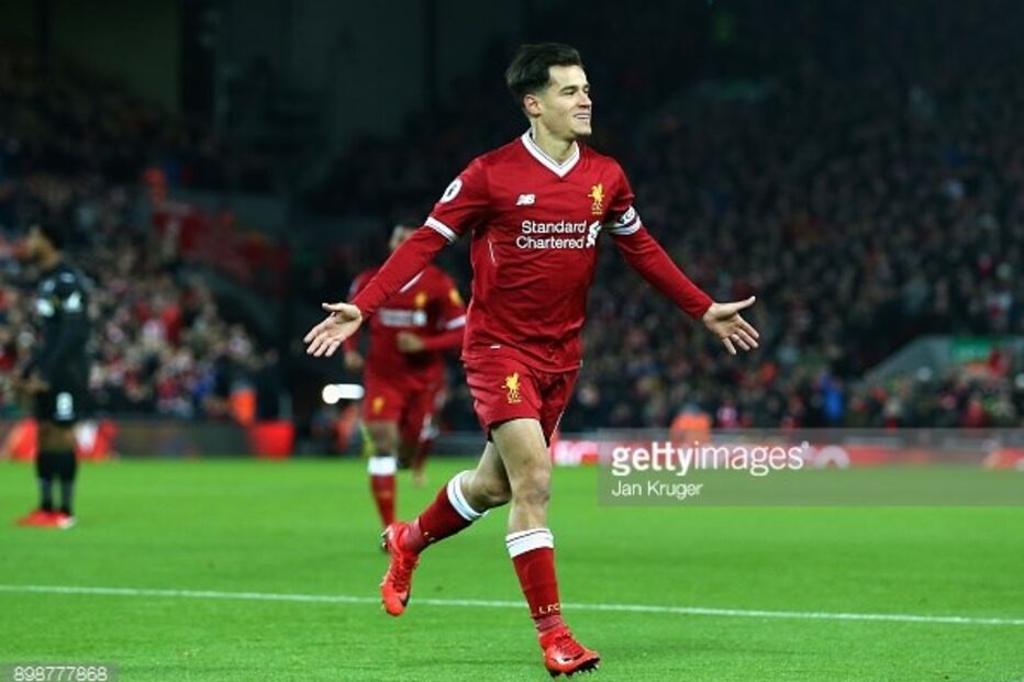 Phillipe Coutinho joga no Liverpool