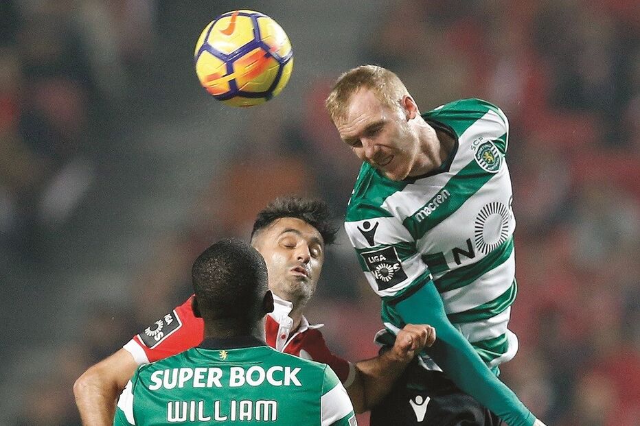 Mathieu saiu com queixas do dérbi disputado de forma intensa, na quarta-feira 