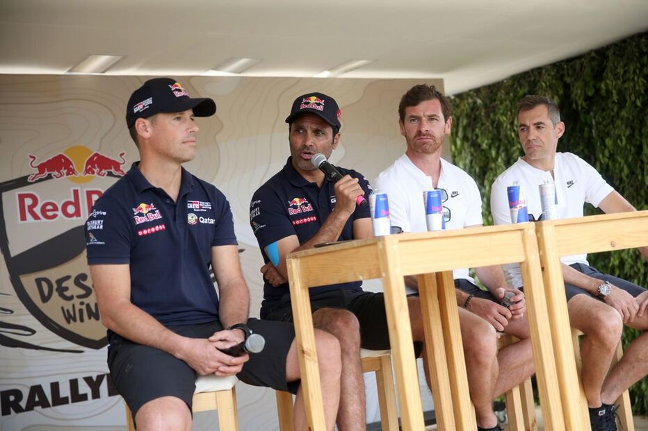 André Villas Boas e Ruben Faria com os colegas de equipa Nasser Al Attyah e o seu navegador