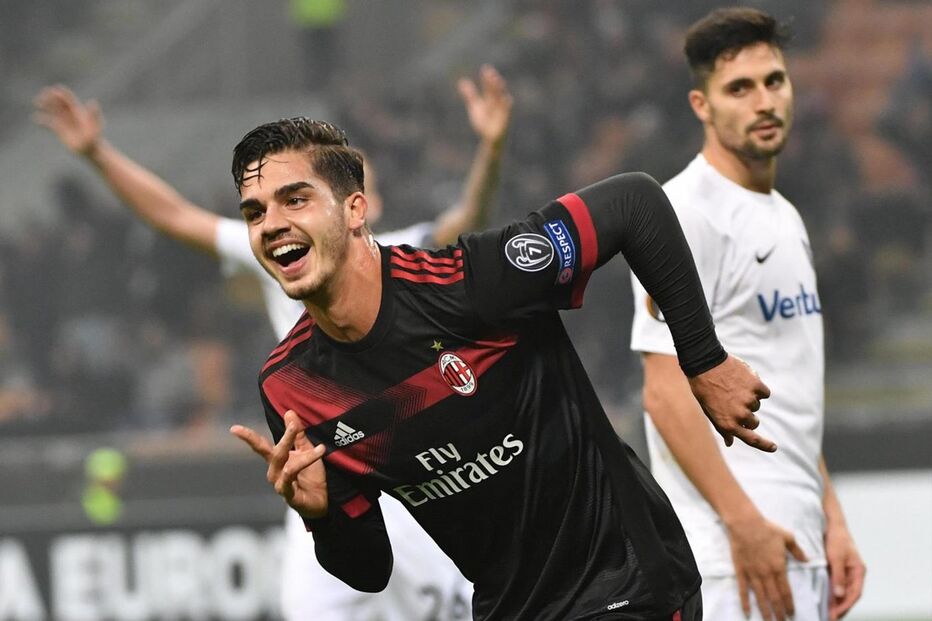 André Silva pode estar de saída do Milan