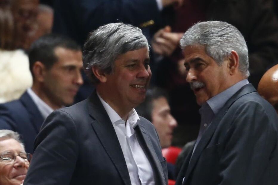 Mário Centeno e Luís Filipe Vieira no Estádio da Luz, a 1 de abril