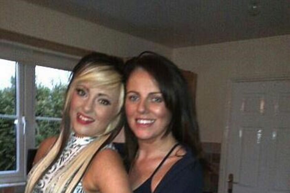 Charlotte era inseparável da mãe, Jayne