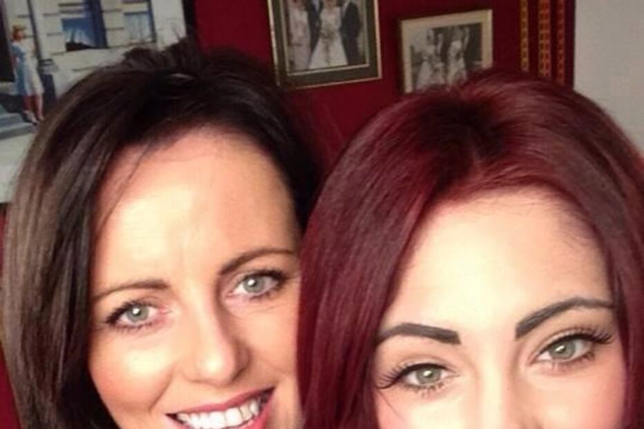 Charlotte era inseparável da mãe, Jayne