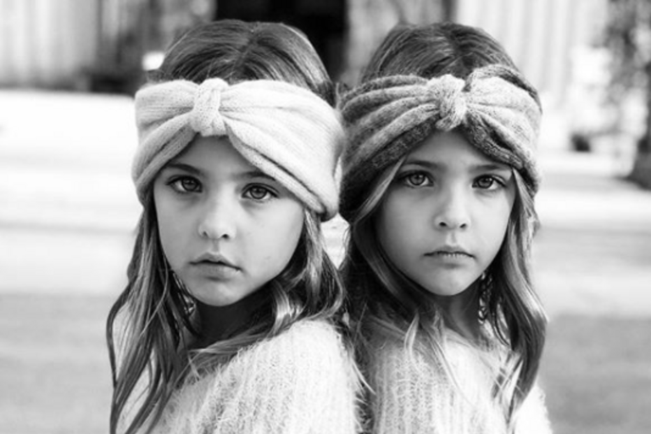 Gémeas fazem sucesso nas redes sociais