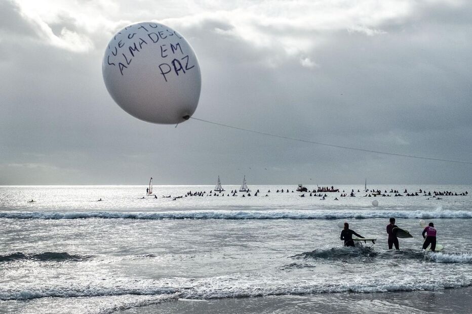 A despedida à surfista Tânia Oliveira