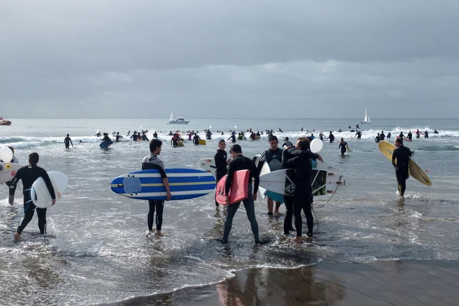 A despedida à surfista Tânia Oliveira