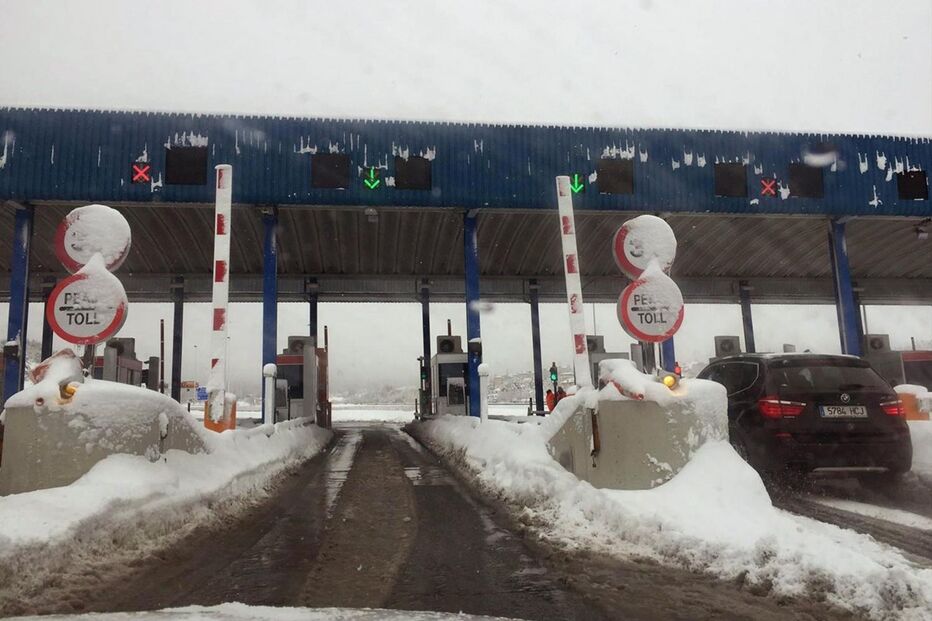 Neve gera caos nas estradas espanholas