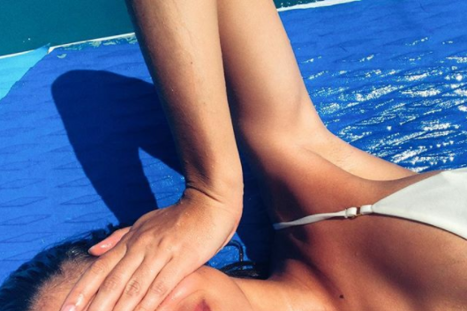 Sara Sampaio arrasa nas férias