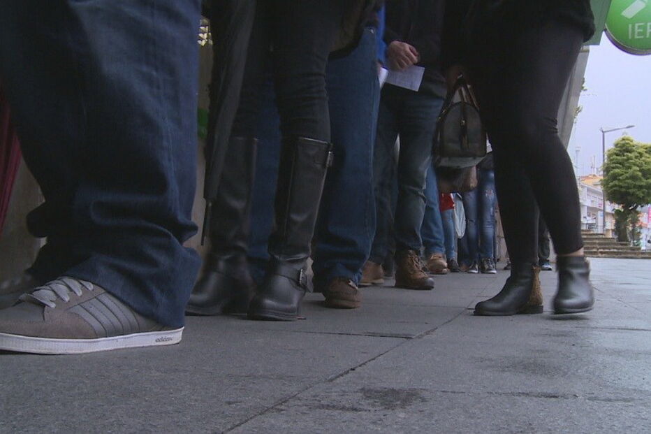 2018-01-09_12_40.38 desempregojovem.jpg