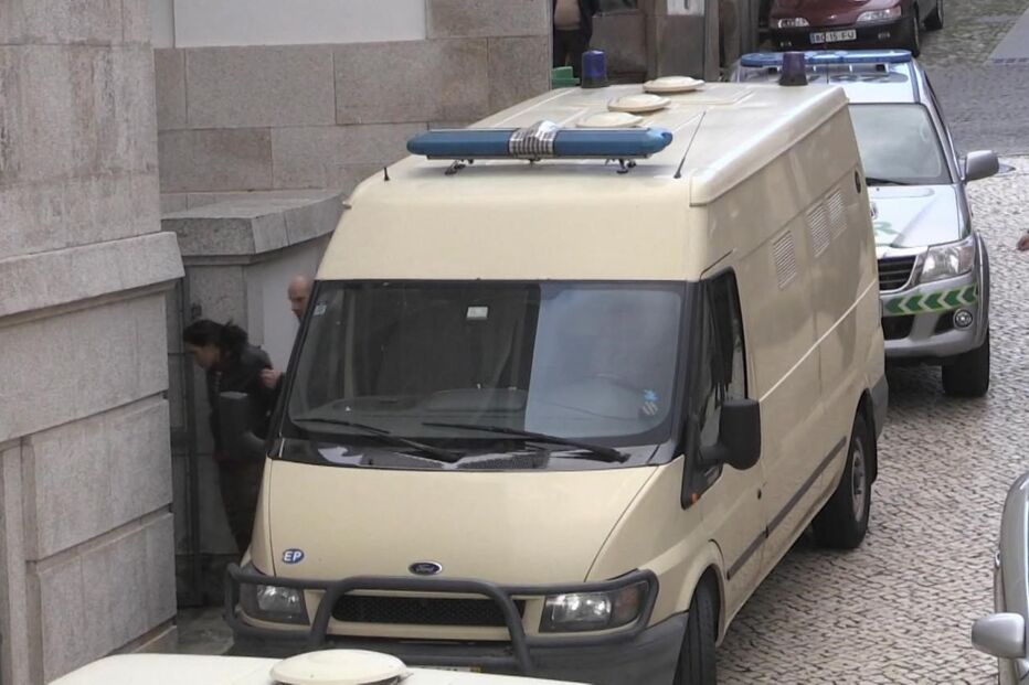 Detidas por agressão a GNR ouvidas em Tribunal