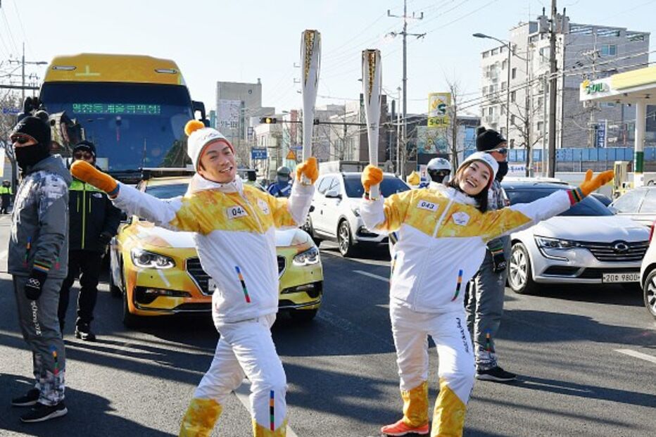 A tocha olímpica chegou este sábado a Seul