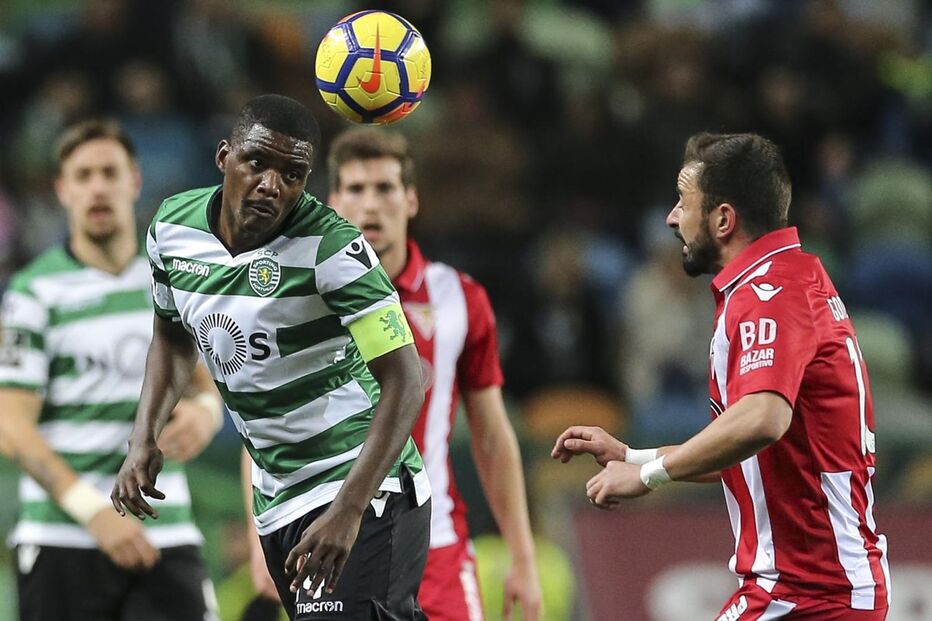 Sporting e Desportivo das Aves defrontam-se em Alvalade