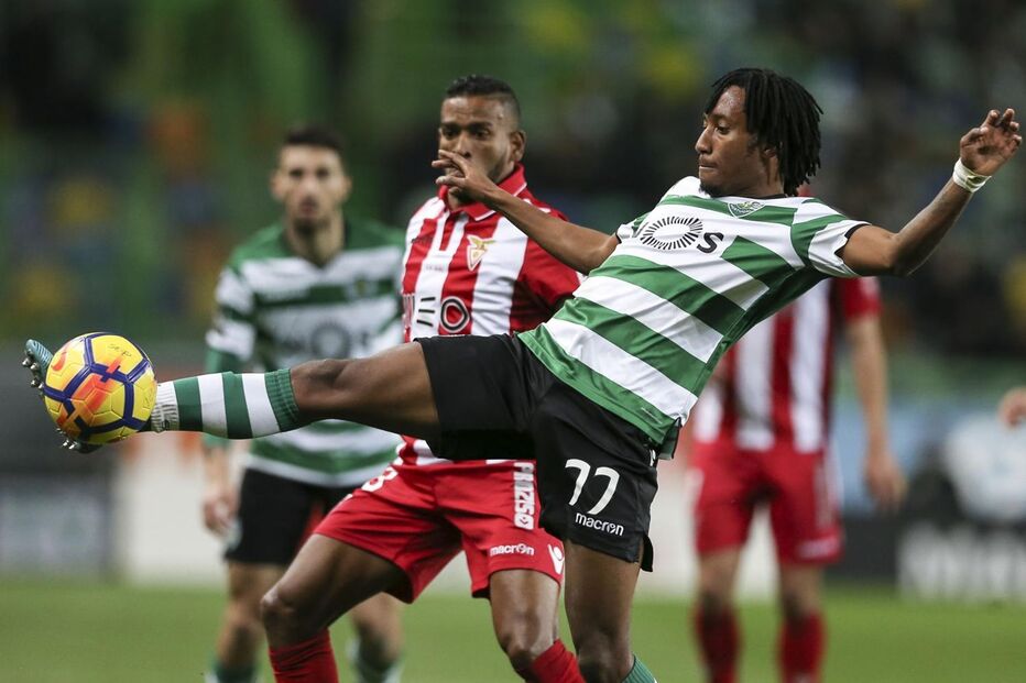 Sporting e Desportivo das Aves defrontam-se em Alvalade