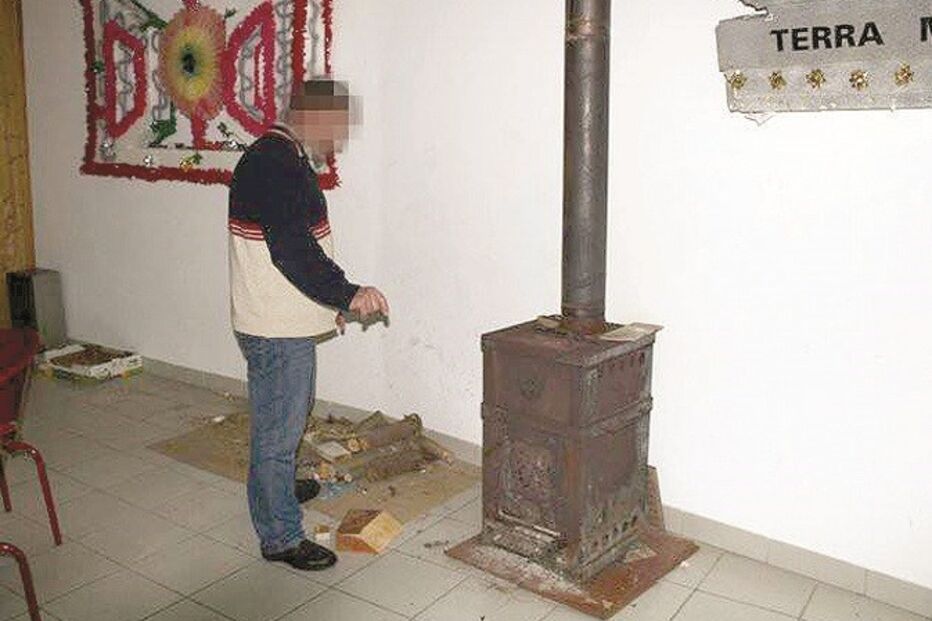 Salamandra que pegou fogo ao tecto falso