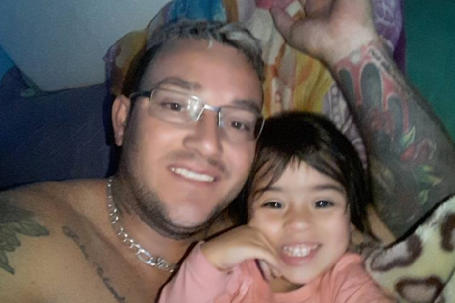 Mãe tenta salvar filha em assalto e morrem as duas abraçadas