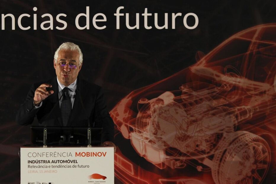 António Costa discursa durante apresentação de estudo sobre a indústria automóvel nacional 