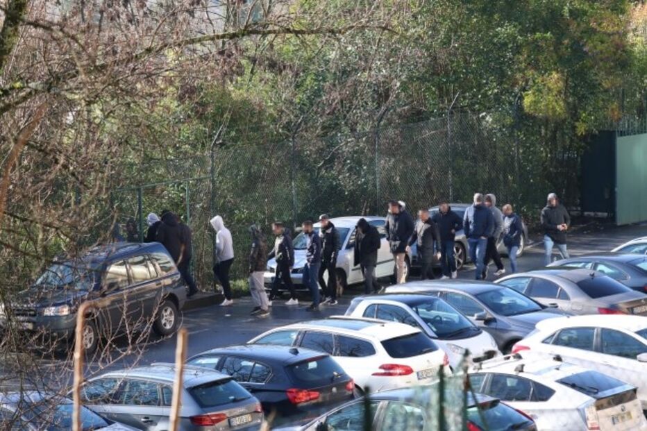 adeptos, treino, futebol. jogadores, vitória