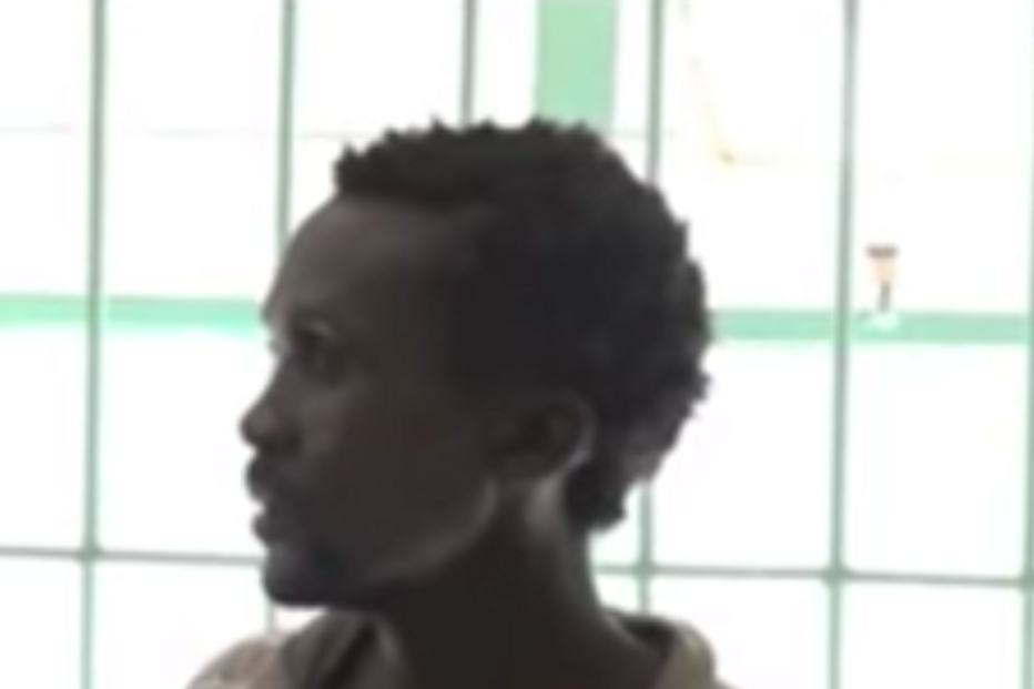 Jovem de 20 anos está detido depois de violar duas cabras até à morte