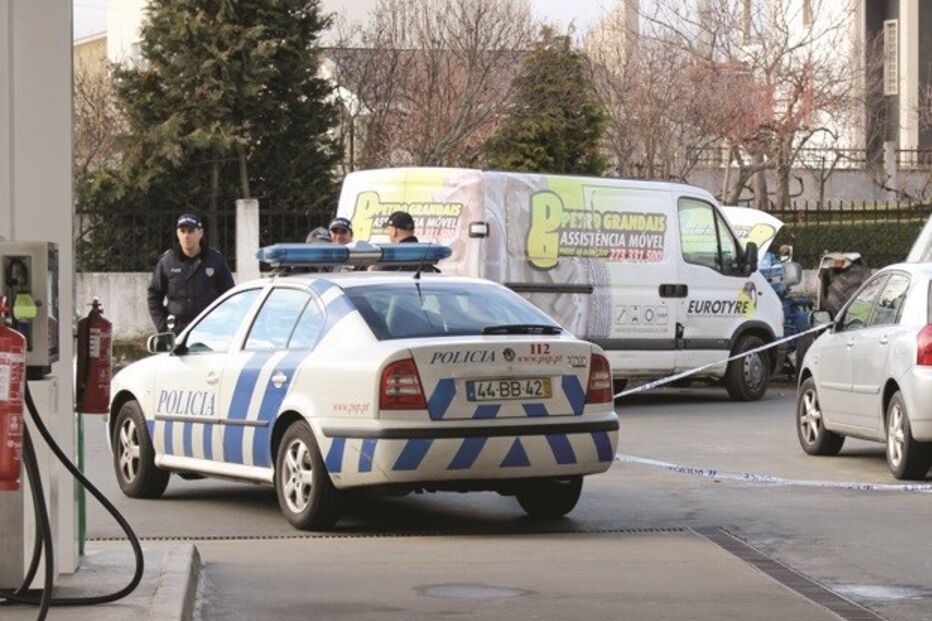 vítima, agressões, esfaqueada, bragança, relação, cíume, violência, ferida, facadas