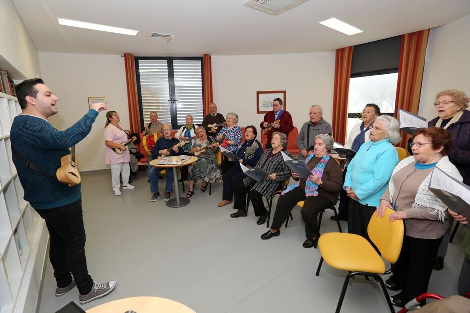 Segurança Social, IPSS, Seixal, investigação, reformados, associação
