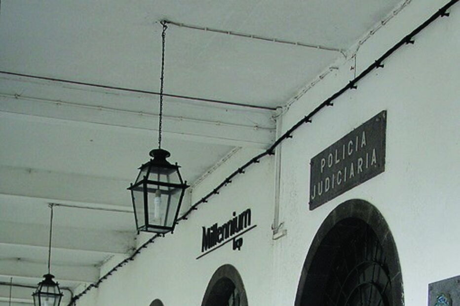 Ponta Delgada, PJ, Açores, CTT, Segurança Social, Polícia Judiciária, crianças, crime, crimes sexuais, pedofilia, menina, abuso sexual, São Miguel