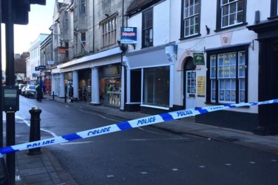 Ameaça do bomba em Salisbury, Inglaterra