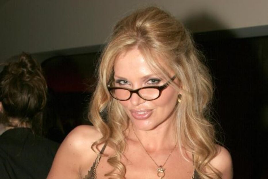 Victoria Zdrok, atriz porno, garante ter estado com Donald Trump