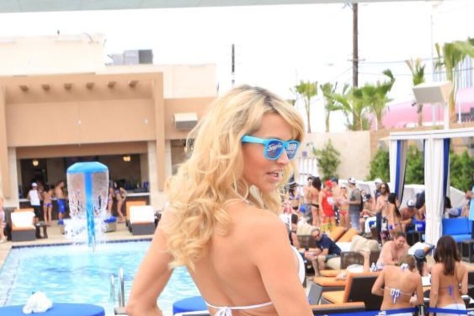 Jessica Drake esteve no quarto de Trump com mais duas amigas