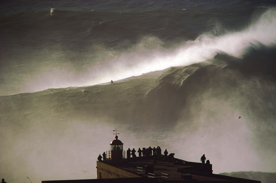 Nazaré, onda, recorde, surf, Hugo Vau