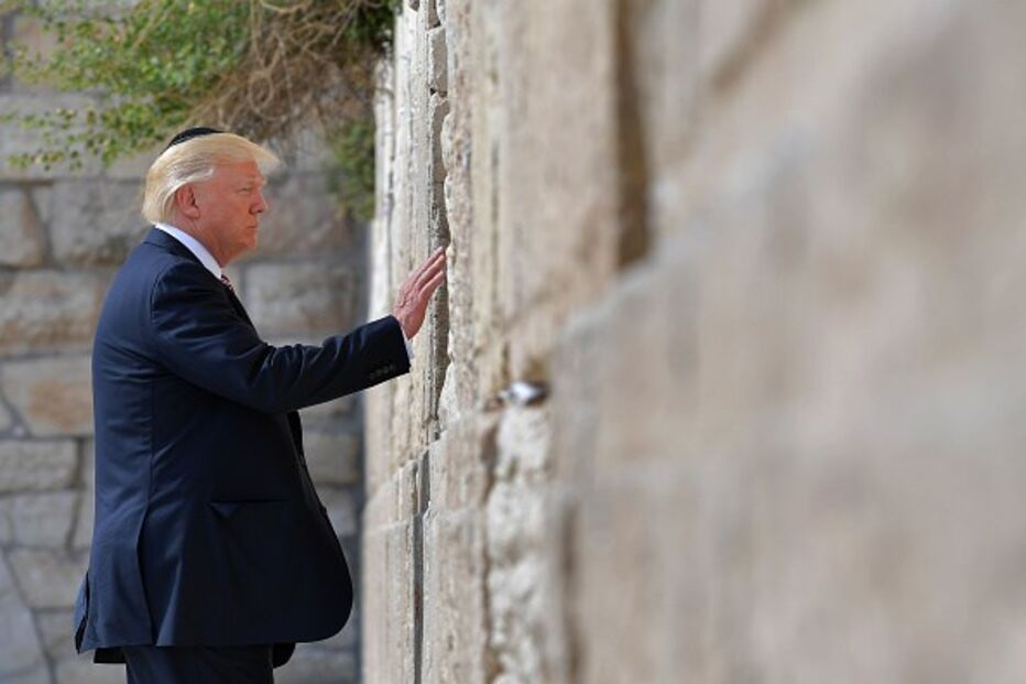 22 de maio - Donald Trump visita o Muro das Lamentações, em Jerusalém