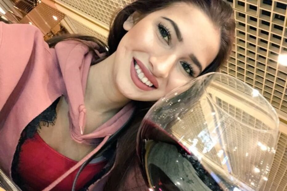 Olivia Nova tinha 20 anos