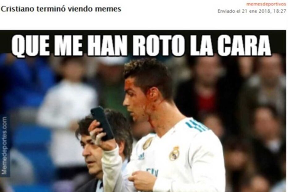 Memes gozam com Ronaldo por ser ver ao espelho com telefone