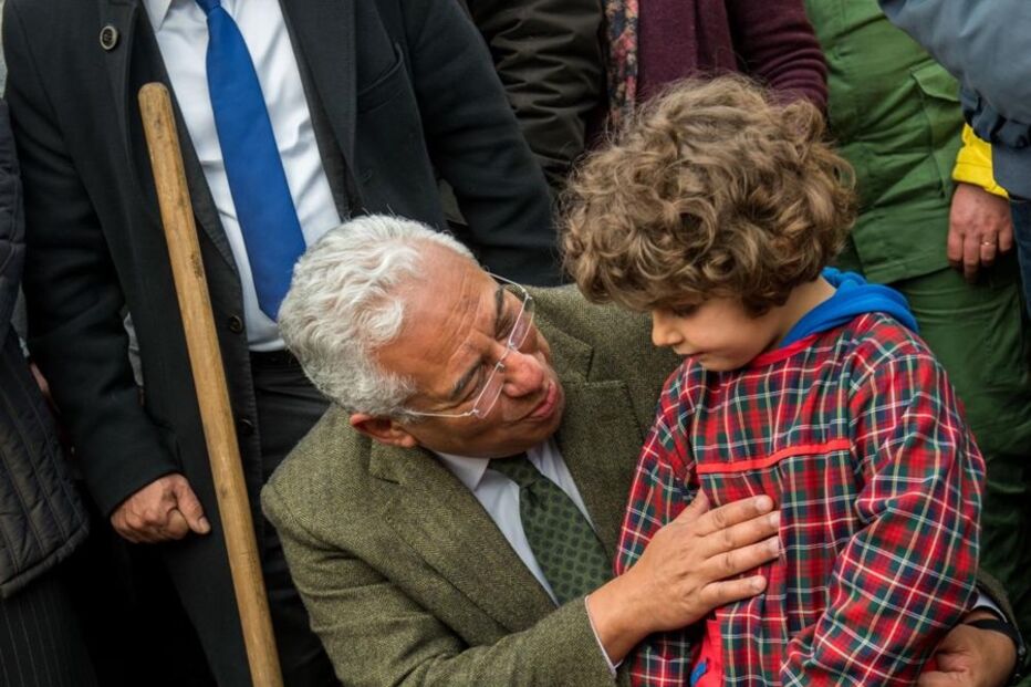 António Costa chama todos para reflorestar