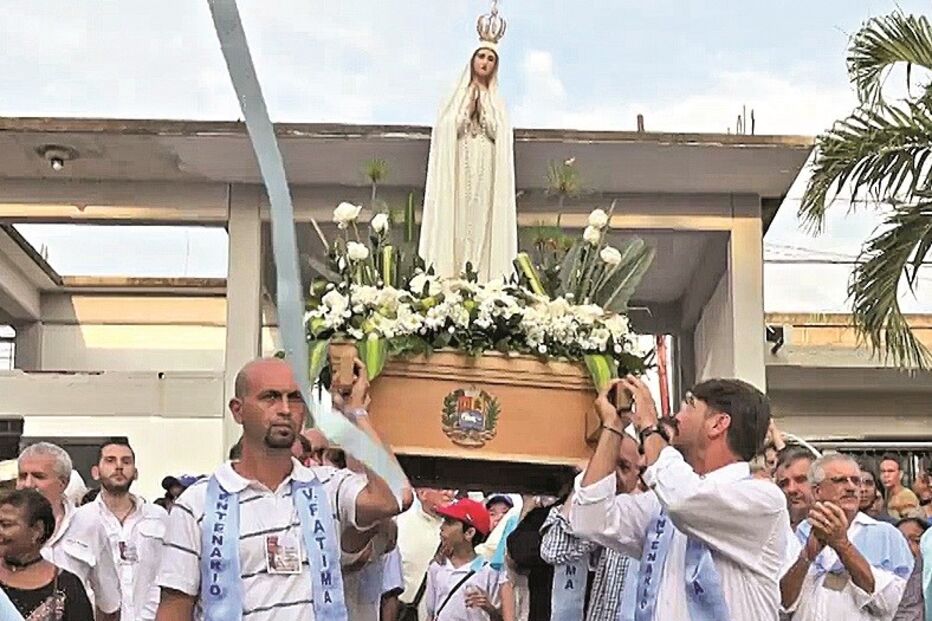 Imagem Peregrina motiva a deslocação de milhares de fiéis às procissões