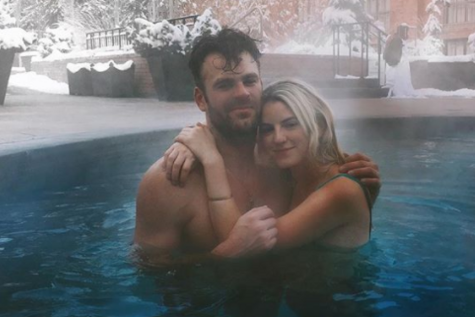 Alex Pall com a namorada