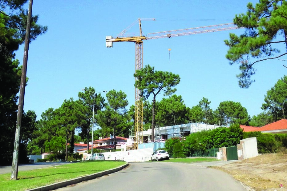 Rui Vitória, Benfica, jogo, futebol, águias, desporto, condomínio de luxo, almada